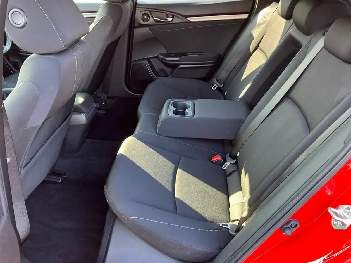 2018-honda-civic-16-i-dtec-sr-hatchback-5d-big-24