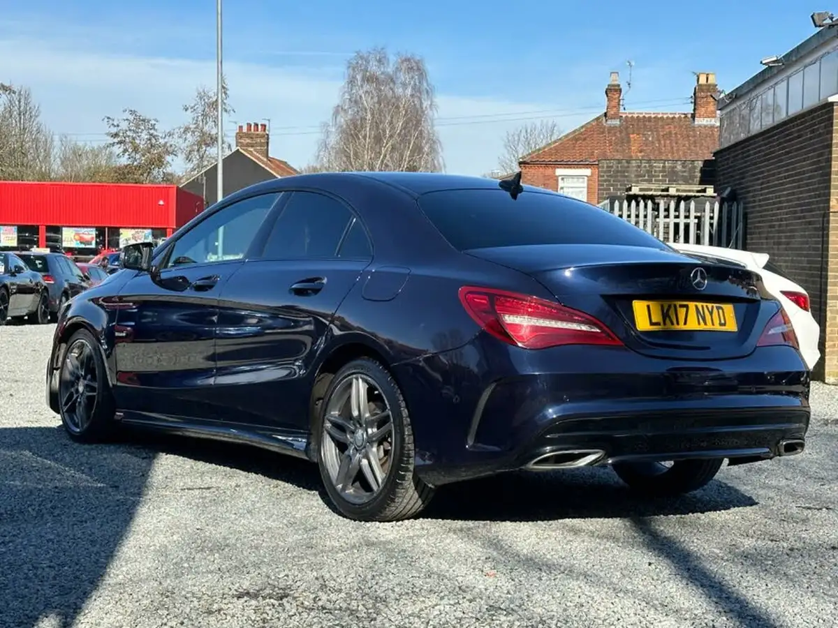 2017-mercedes-benz-cla-21d-cla-220-amg-line-coupe-4d-big-6