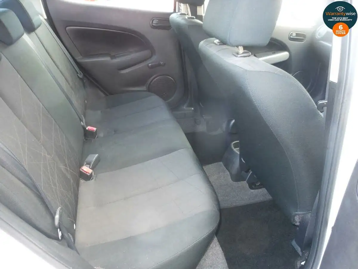 2014-mazda-mazda2-13-se-air-con-big-15