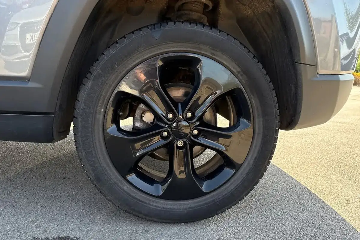 2019-jeep-compass-14-multiair-ii-night-eagle-big-11