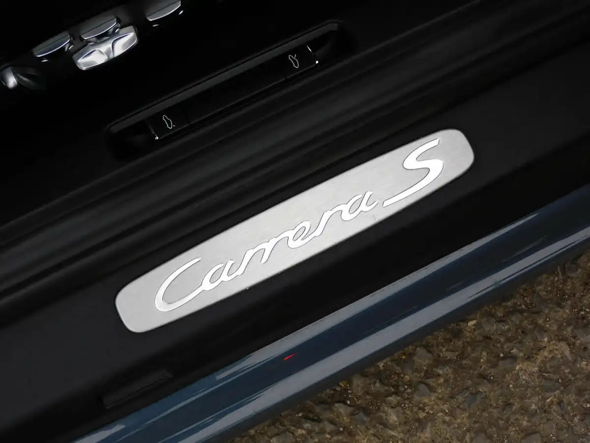 2017-porsche-911-30-carrera-s-420bhp-coupe-pdk-big-29
