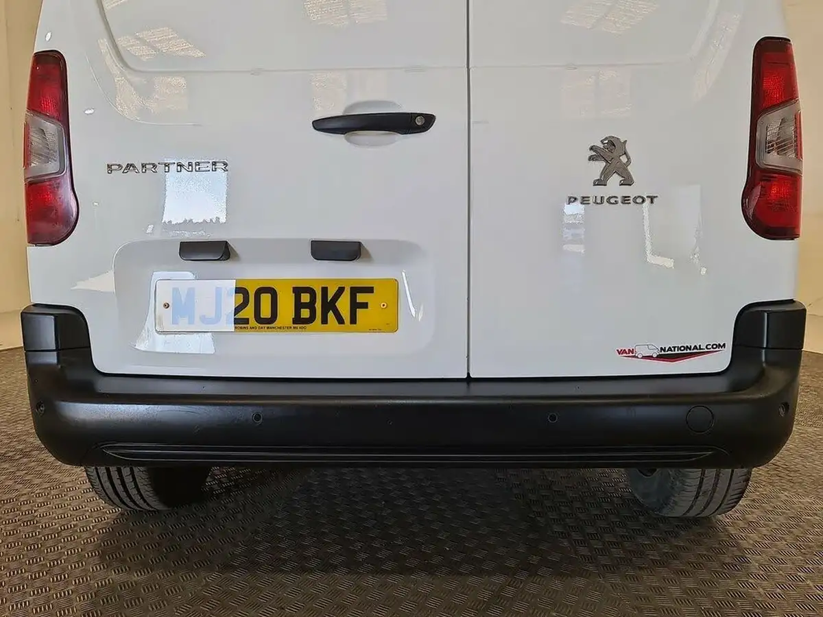 2020-peugeot-partner-15-bluehdi-1000-professional-100ps-eu6dt-panel-big-20