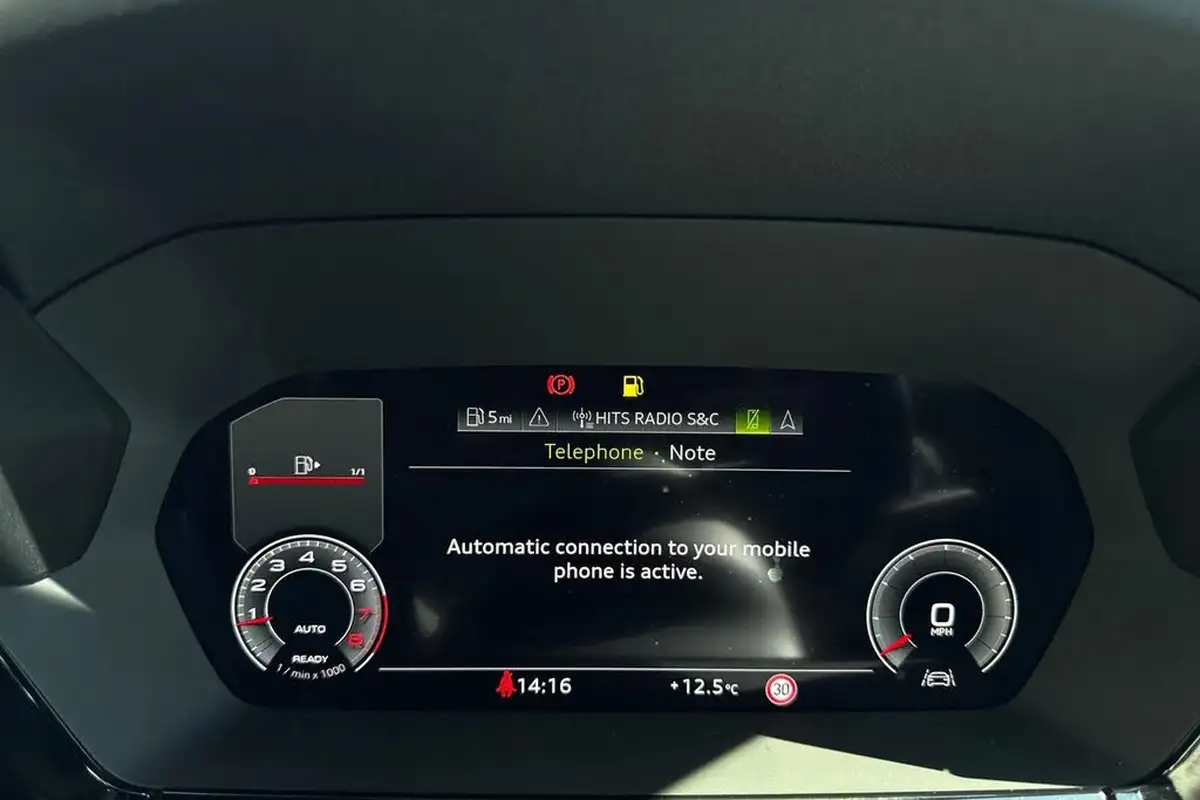 2024-audi-a3-15-35-tfsi-s-line-saloon-4d-big-27