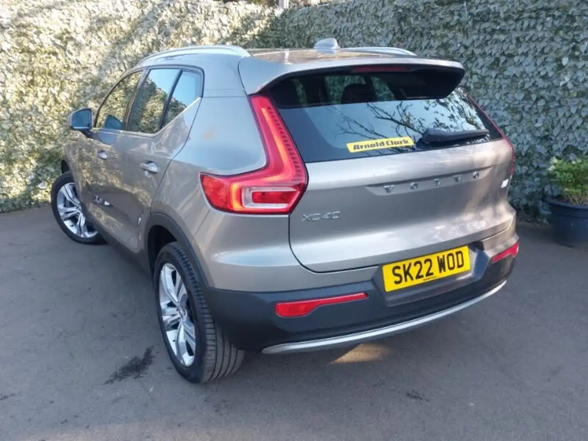 2022-volvo-xc40-15-t5-inscription-pro-big-1