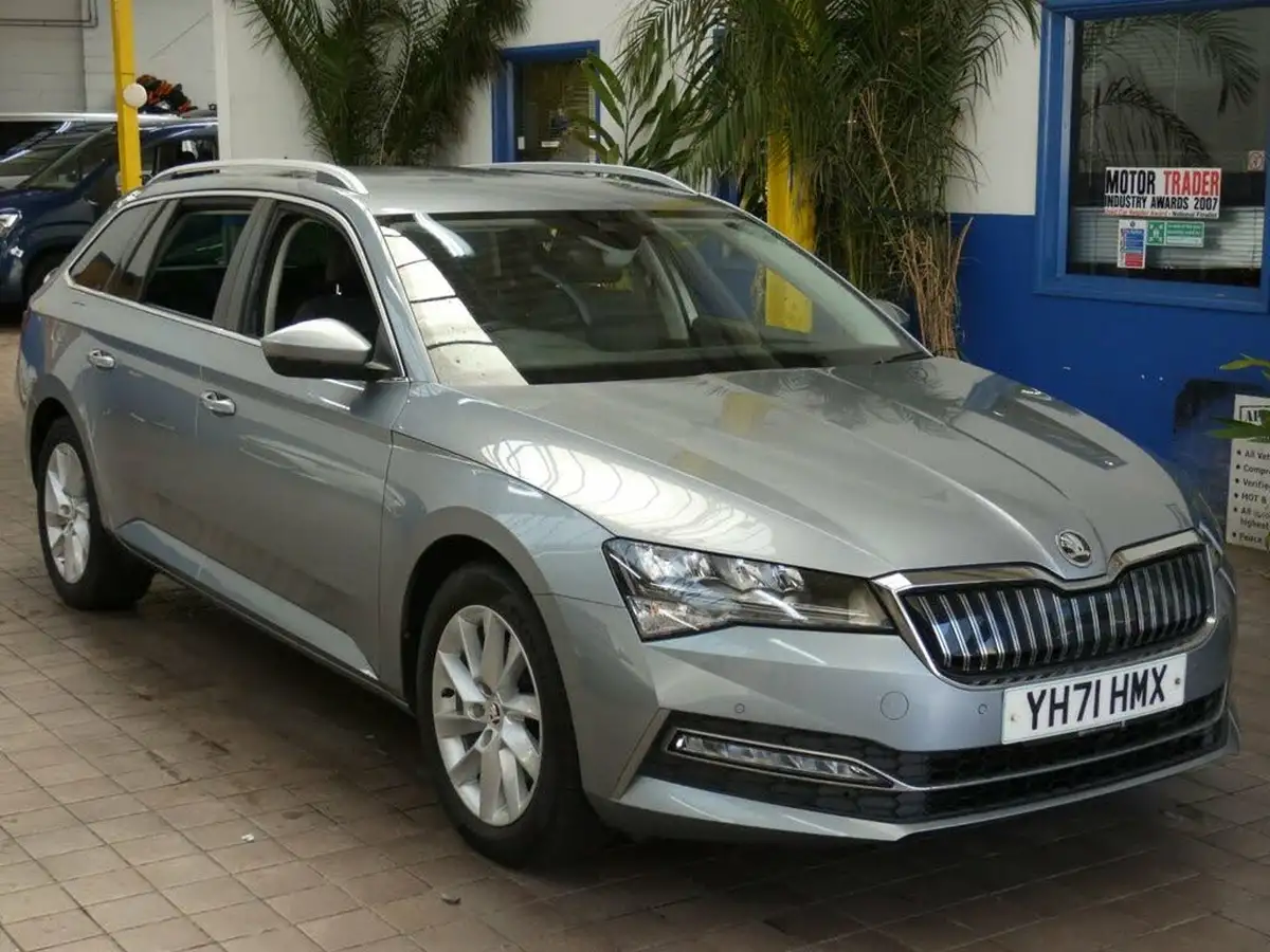 2021-skoda-superb-14-tsi-se-technology-156ps-estate-big-15