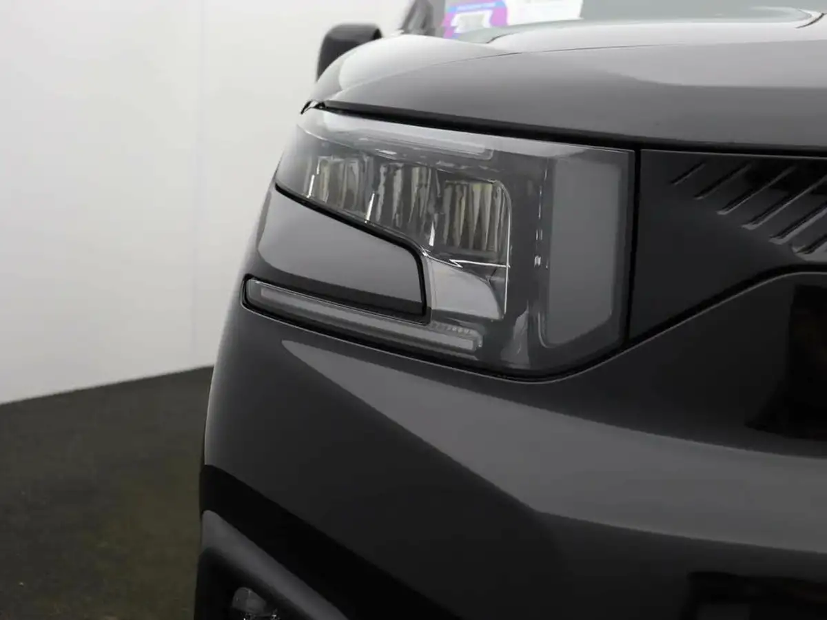 2024-citroen-berlingo-e-plus-m-size-big-37