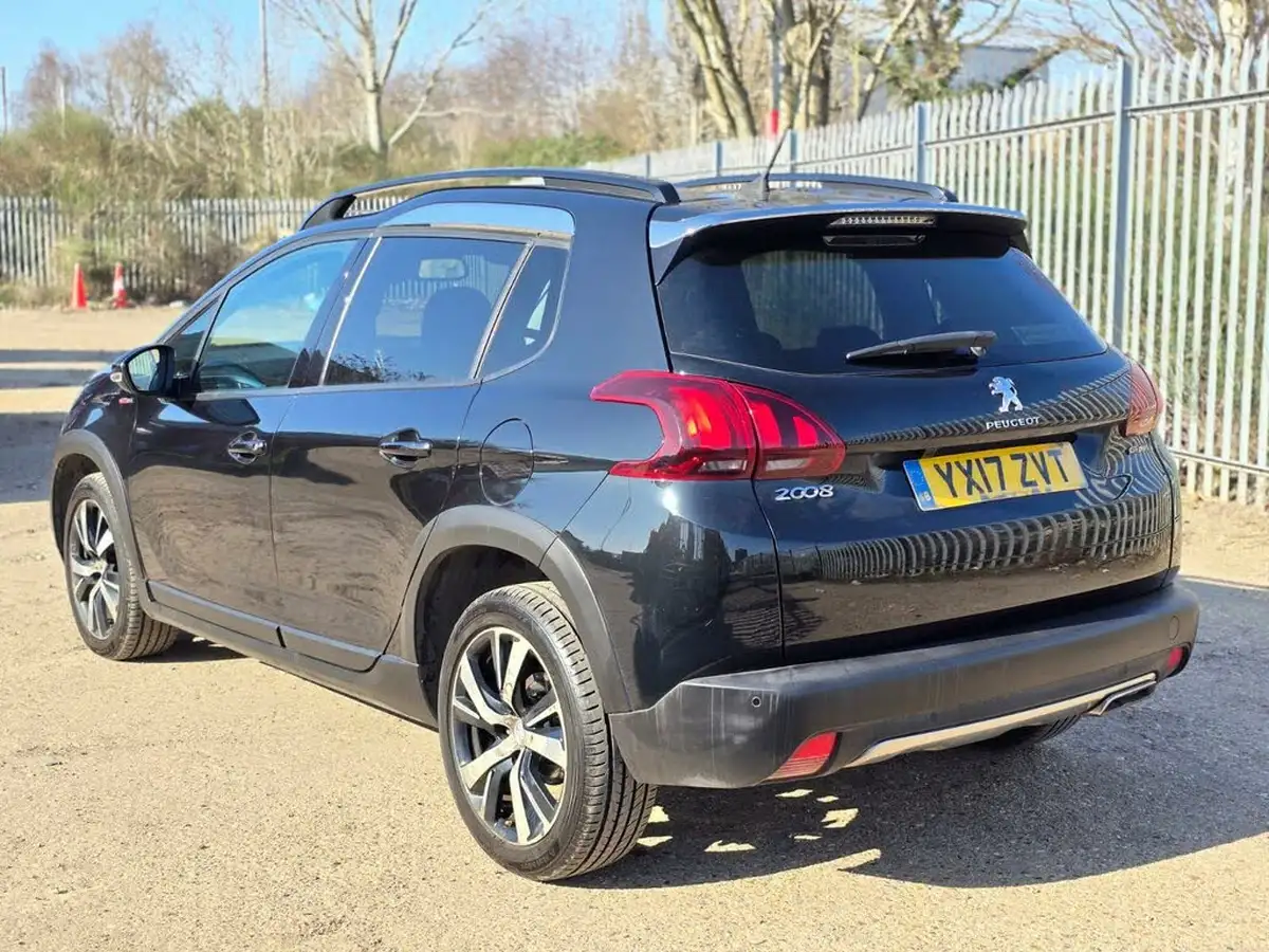 2017-peugeot-2008-suv-12-puretech-gt-line-110bhp-eat6-big-3