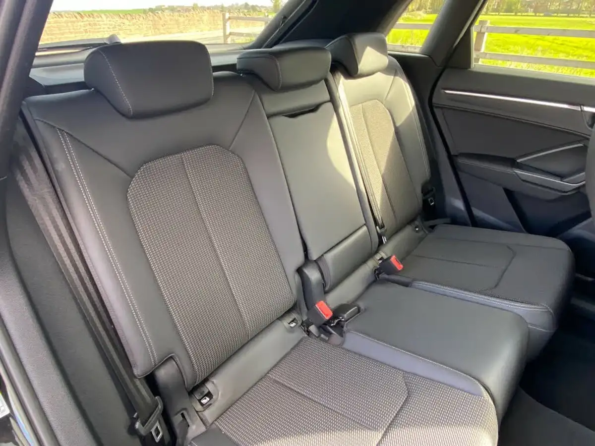 2020-audi-q3-20-40-tfsi-s-line-station-wagon-big-45