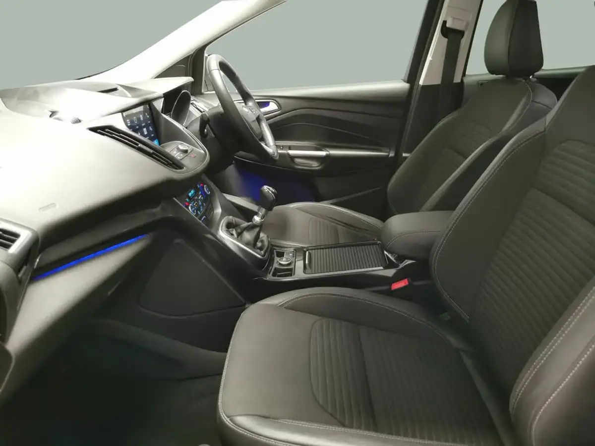 2019-ford-kuga-15tdci-titanium-edition-ss-big-1