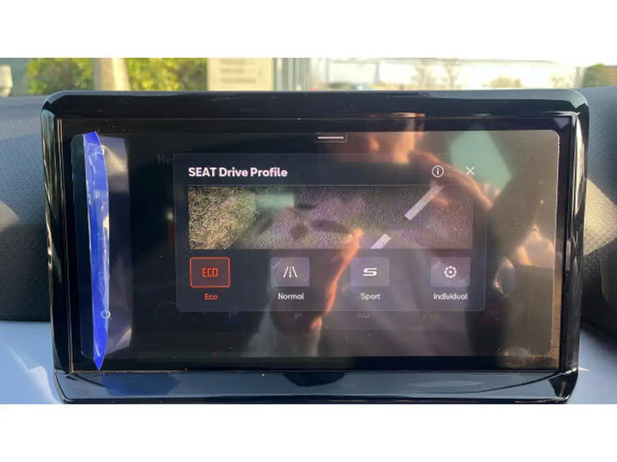 2022-seat-arona-10-tsi-fr-big-29