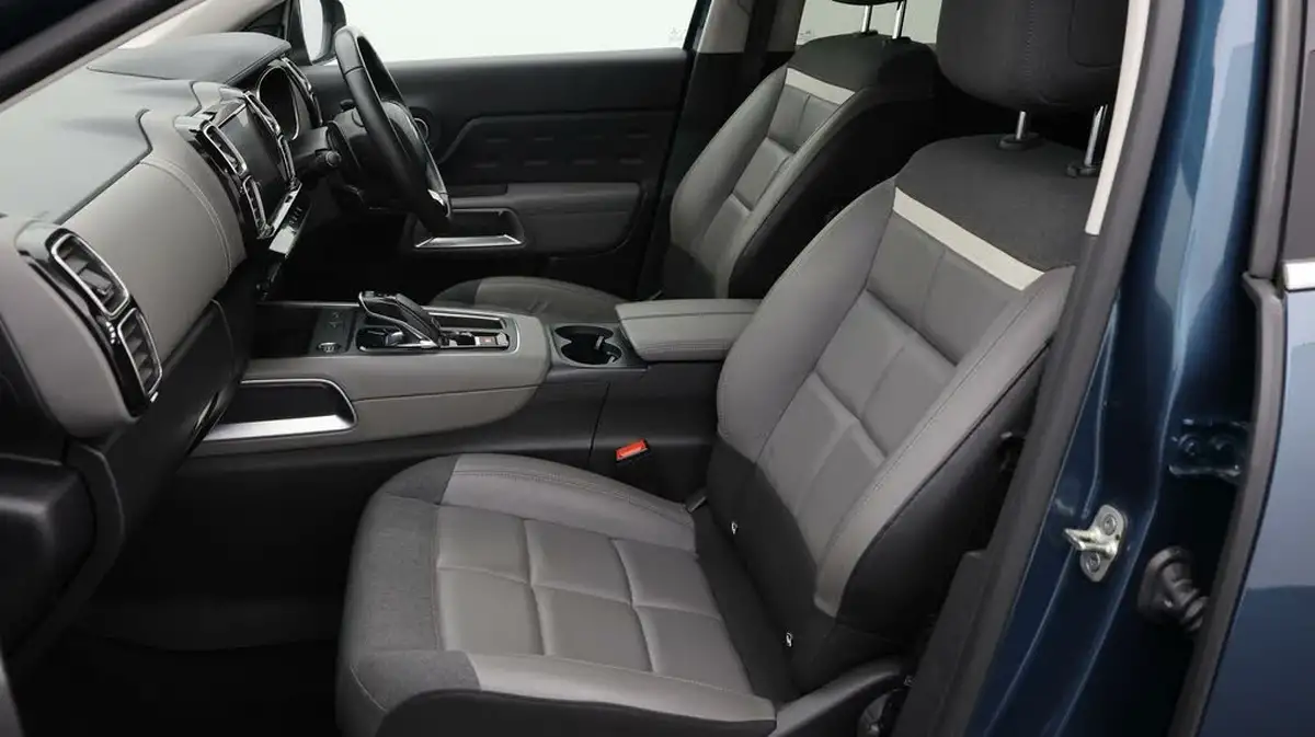 2021-citroen-c5-aircross-15bluehdi-shine-plus-eat8-big-13