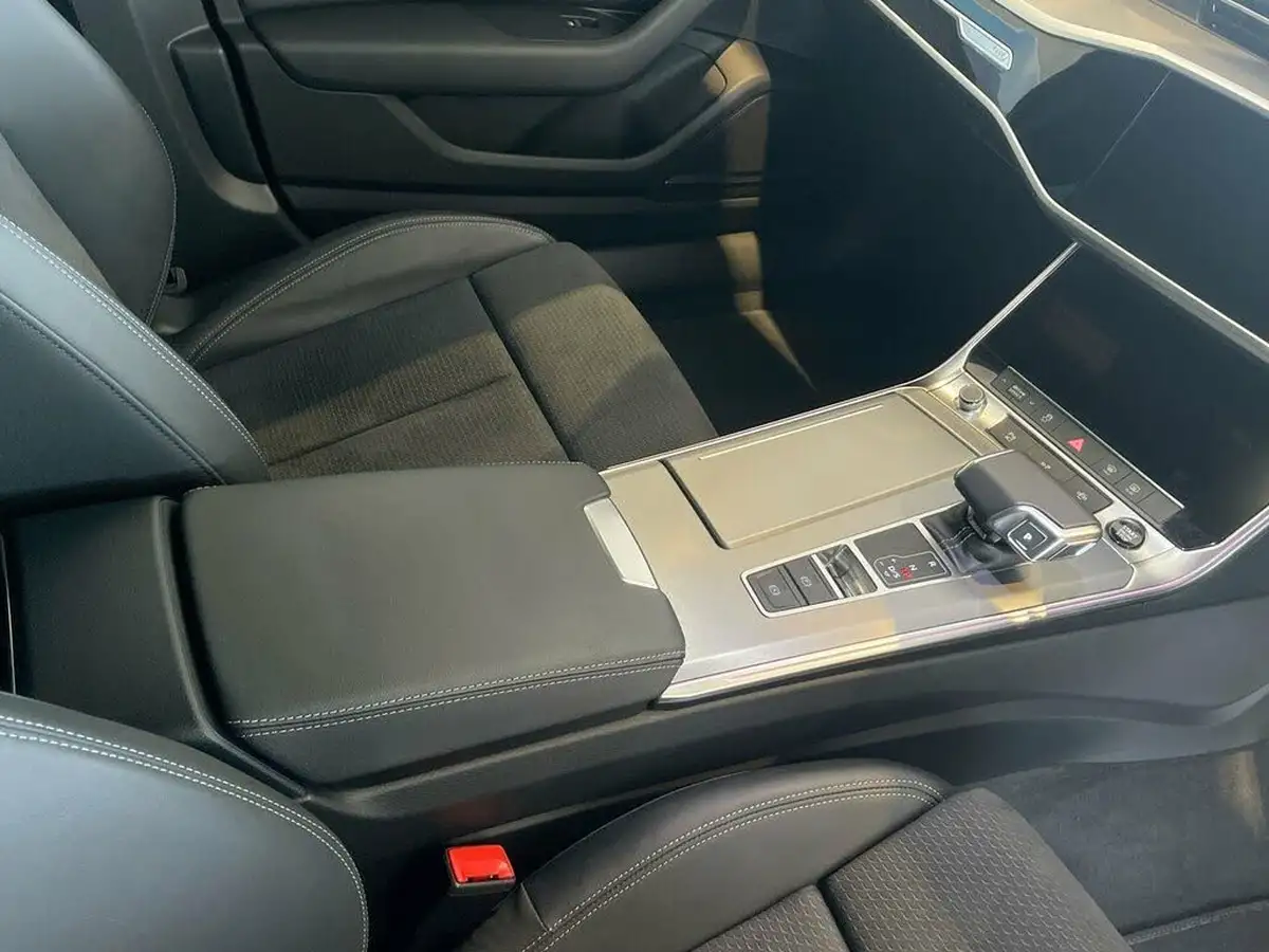 2022-audi-a6-saloon-20-40-tfsi-s-line-big-12