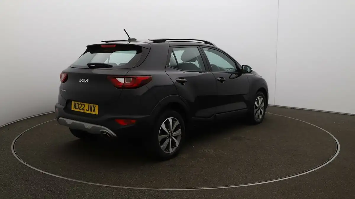 2022-kia-stonic-10-t-gdi-2-dct-big-7