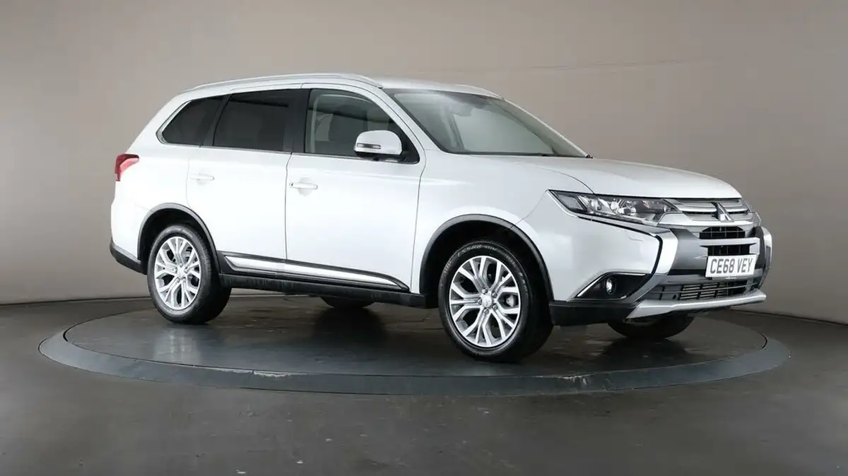 2018-mitsubishi-outlander-22di-d-4-leather-big-45