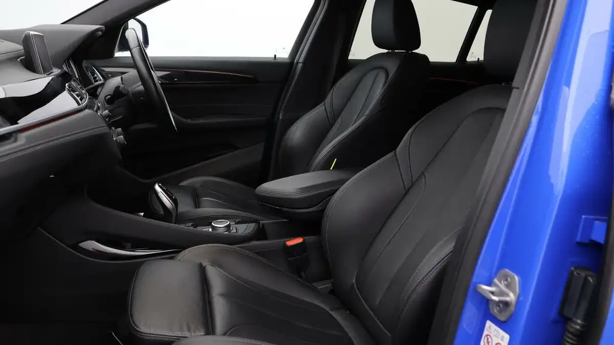 2021-bmw-x2-15-sdrive18i-m-sport-dct-big-13