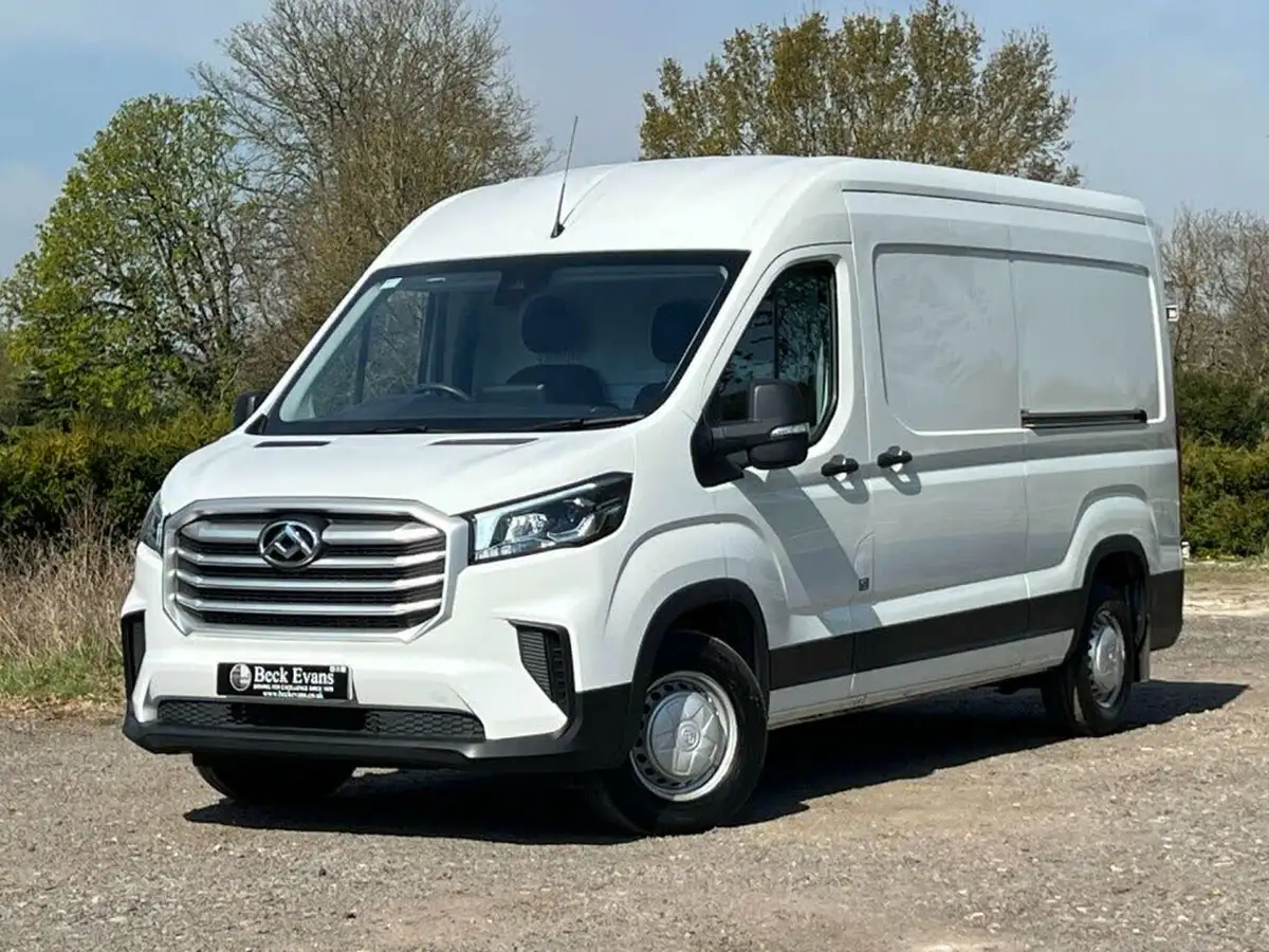 2023-maxus-deliver-9-big-18