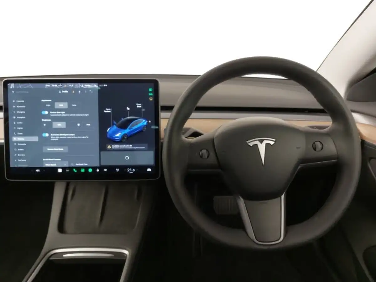 2021-tesla-model-3-e-long-range-awd-big-6