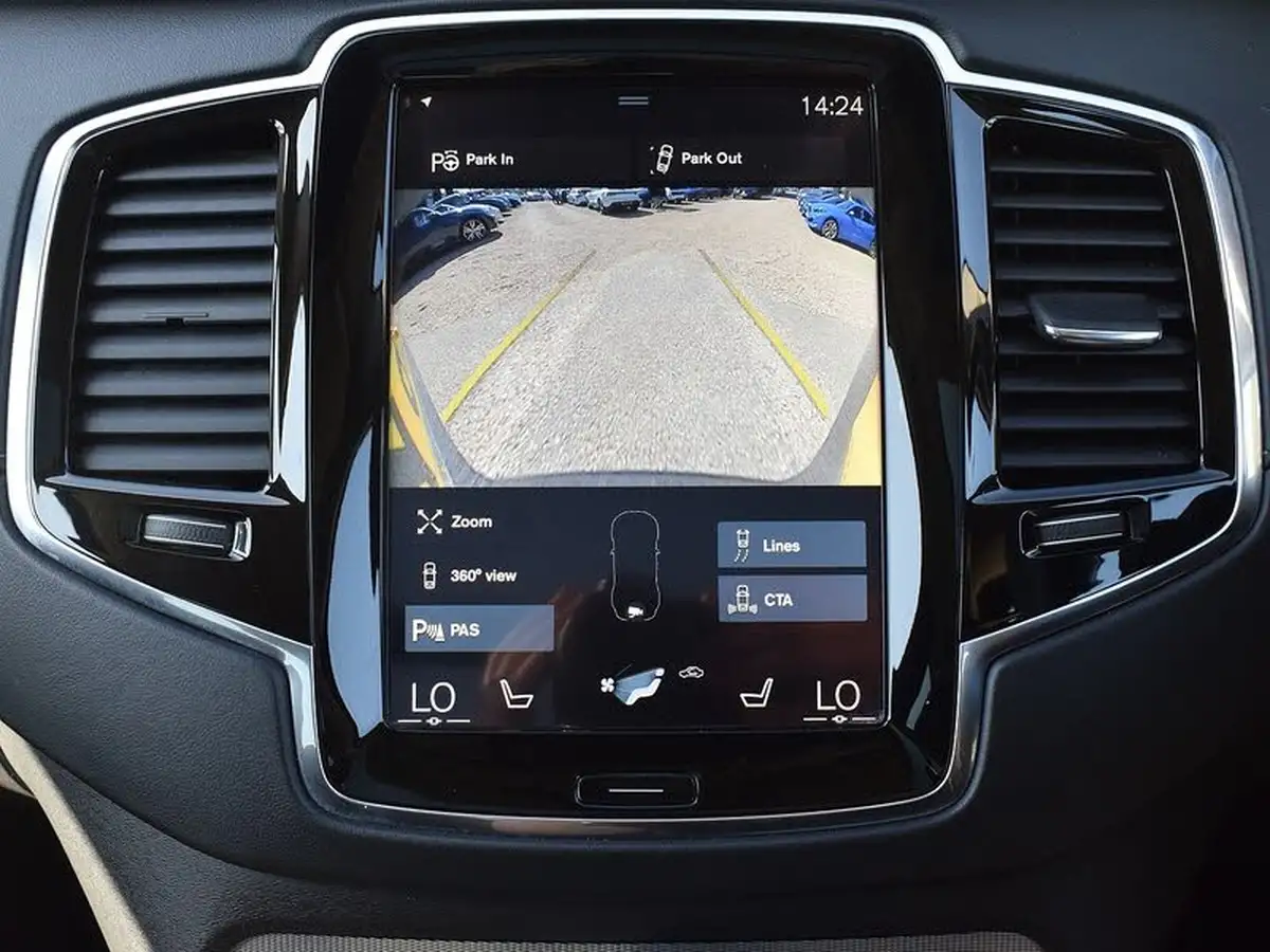 2016-volvo-xc90-20td-d5-inscription-big-24