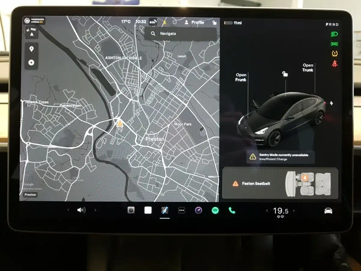 2021-tesla-model-3-e-long-range-awd-big-14
