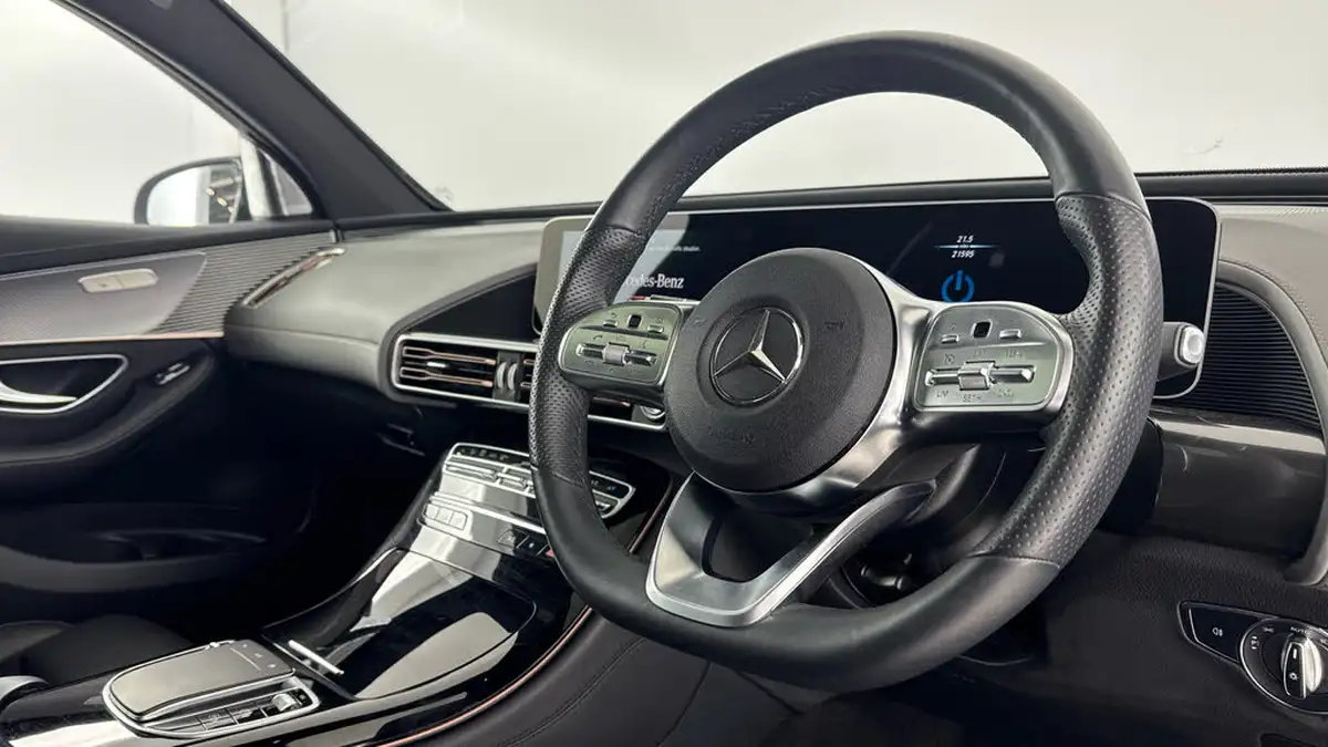 2020-mercedes-benz-eqc-e-eqc-400-amg-line-premium-big-8