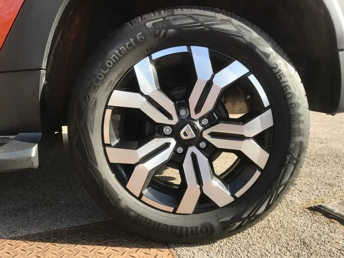 2022-dacia-duster-13-tce-prestige-150bhp-edc-big-8