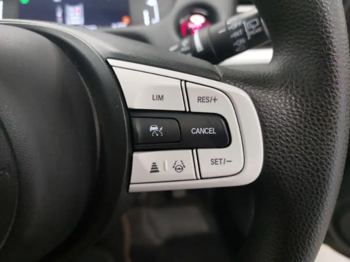 2022-honda-jazz-15-i-mmd-sr-109ps-big-12