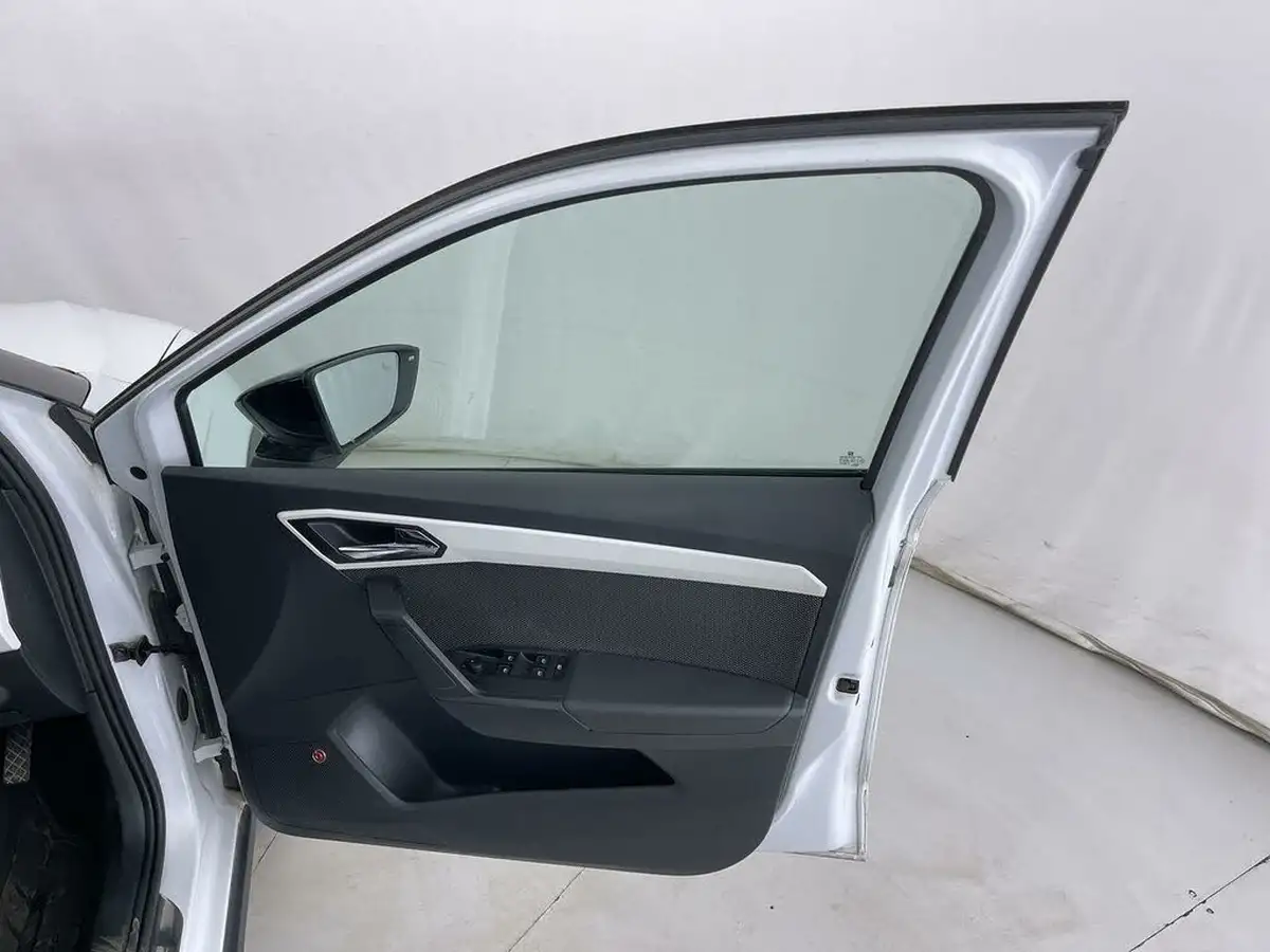 2019-seat-arona-10-tsi-xcellence-lux-ss-dsg-big-19