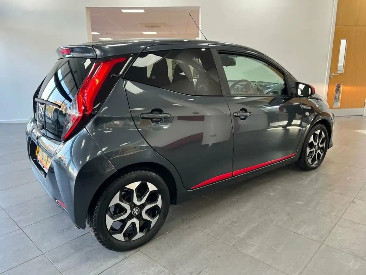 2021-toyota-aygo-10-vvt-i-x-trend-tss-x-shift-big-6
