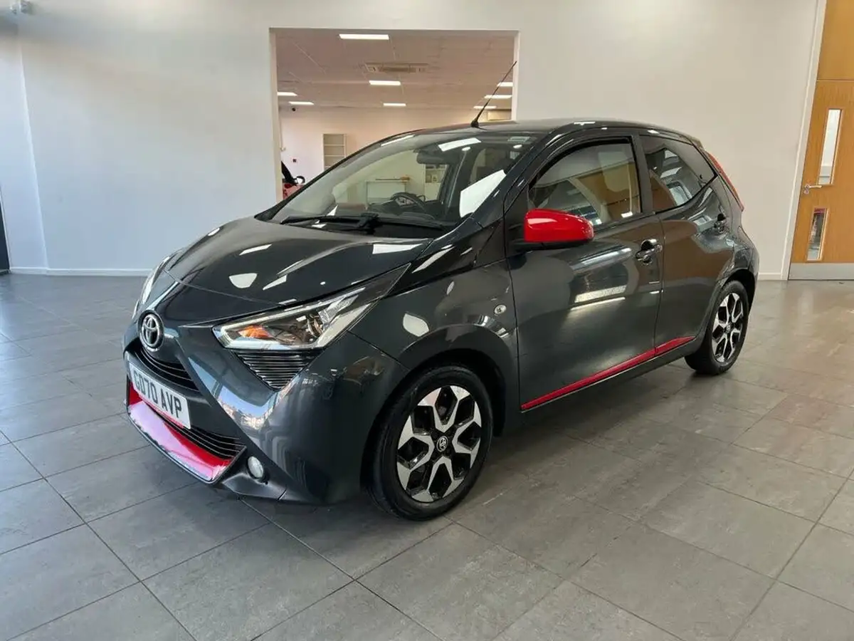 2021-toyota-aygo-10-vvt-i-x-trend-tss-x-shift-big-2