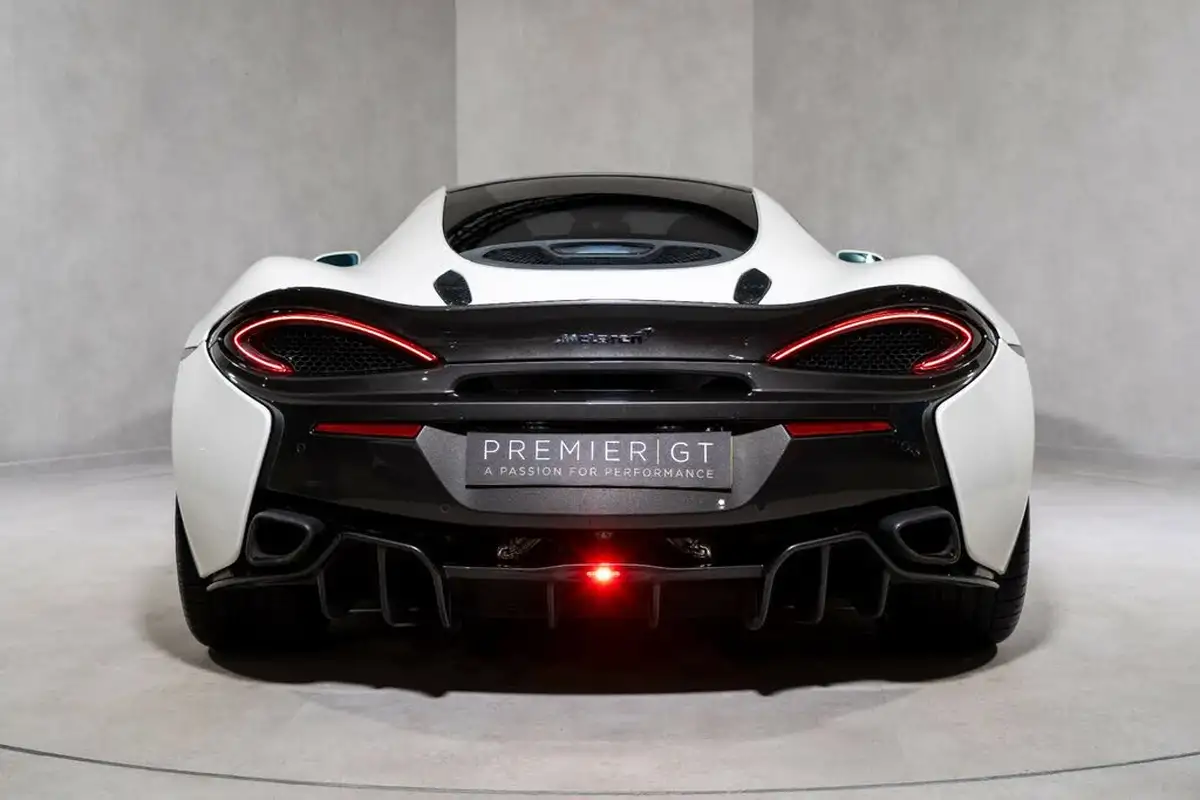 2017-mclaren-570gt-38-big-4