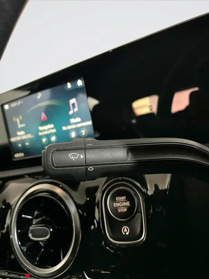 2020-mercedes-benz-a-class-13-a200-sport-saloon-4d-big-18