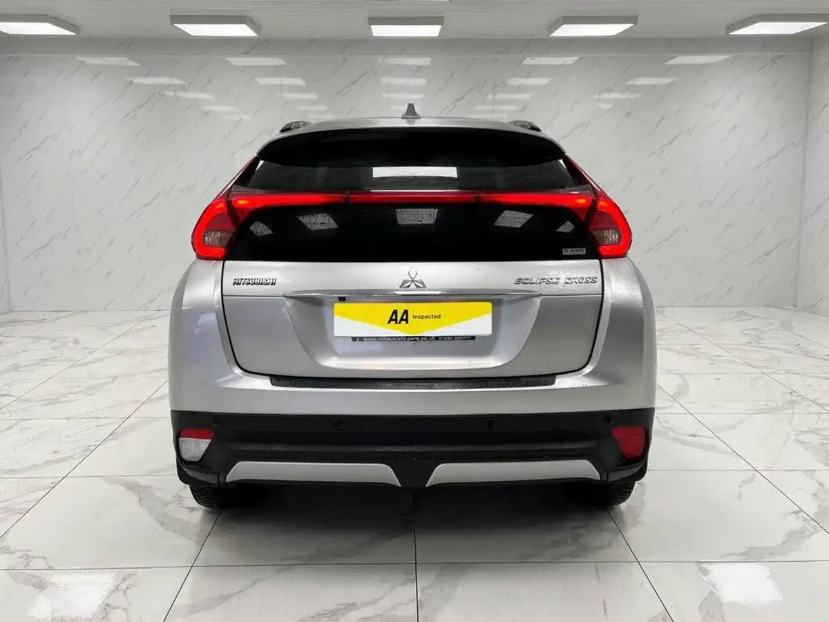 2018-mitsubishi-eclipse-cross-15-4-auto-big-7