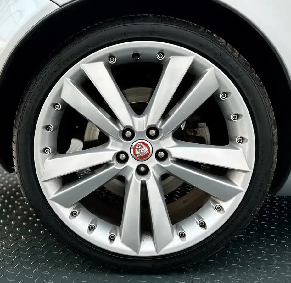 2011-jaguar-xk-50-portfolio-coupe-auto-big-49