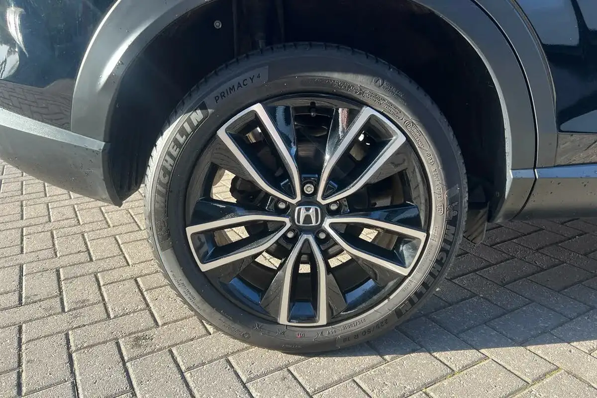 2023-honda-hr-v-15-i-mmd-elegance-big-8