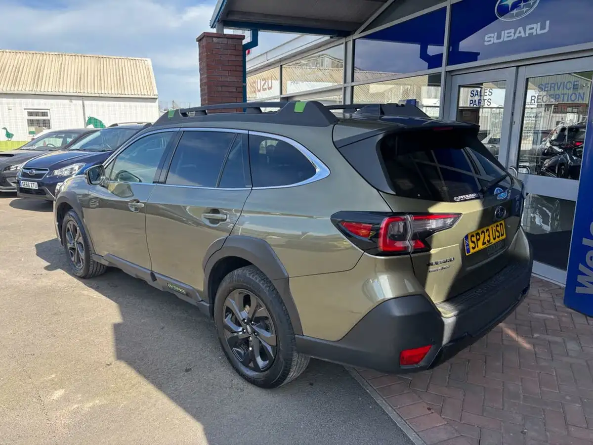 2023-subaru-outback-25i-field-big-3