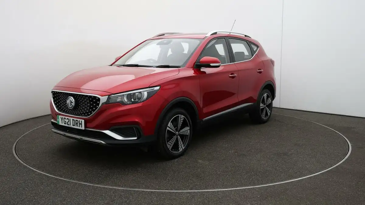 2021-mg-zs-suv-e-exclusive-ev-big-3