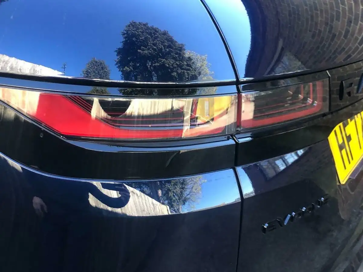 2022-land-rover-range-rover-evoque-20-d200-r-dynamic-s-big-18