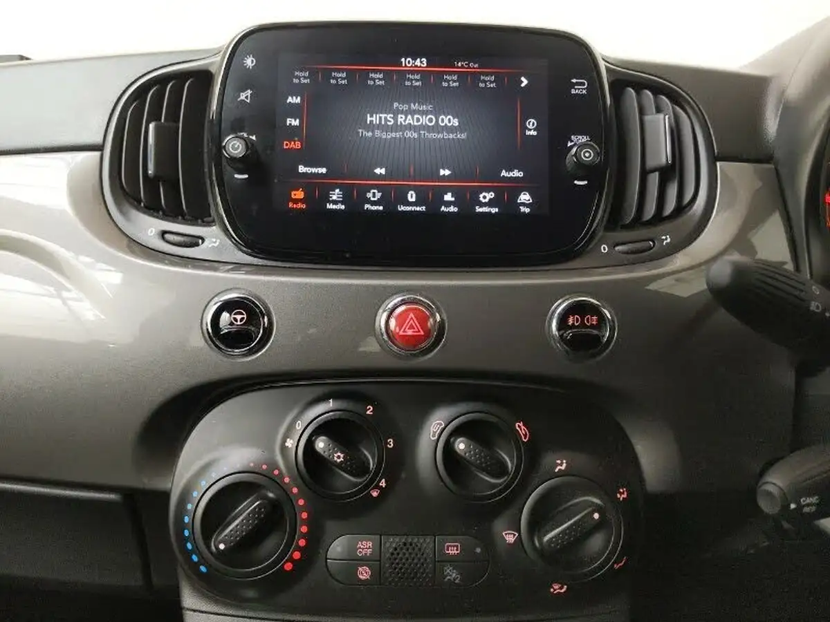2020-fiat-500-12-lounge-big-9