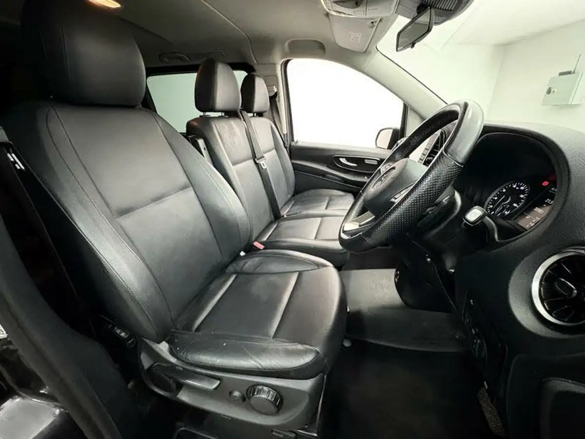 2022-mercedes-benz-vito-big-11