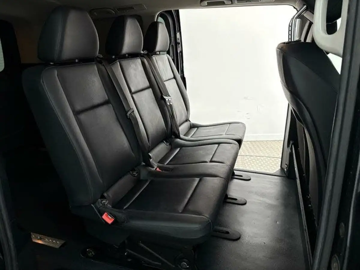 2022-mercedes-benz-vito-big-33