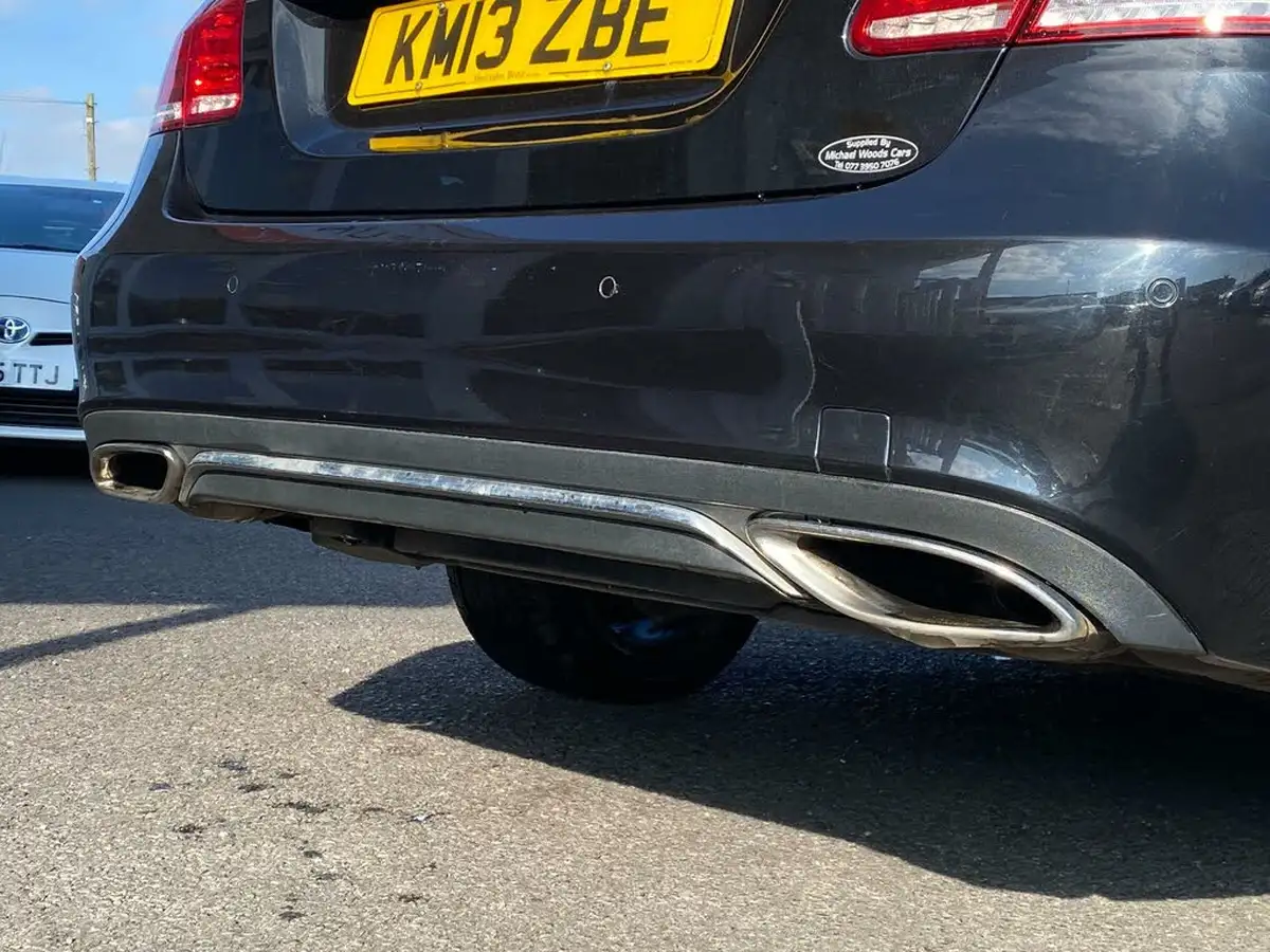 2013-mercedes-benz-e-class-21td-e220-cdi-se-21cdi-170bhp-saloon-4d-7g-tronic-plus-big-16