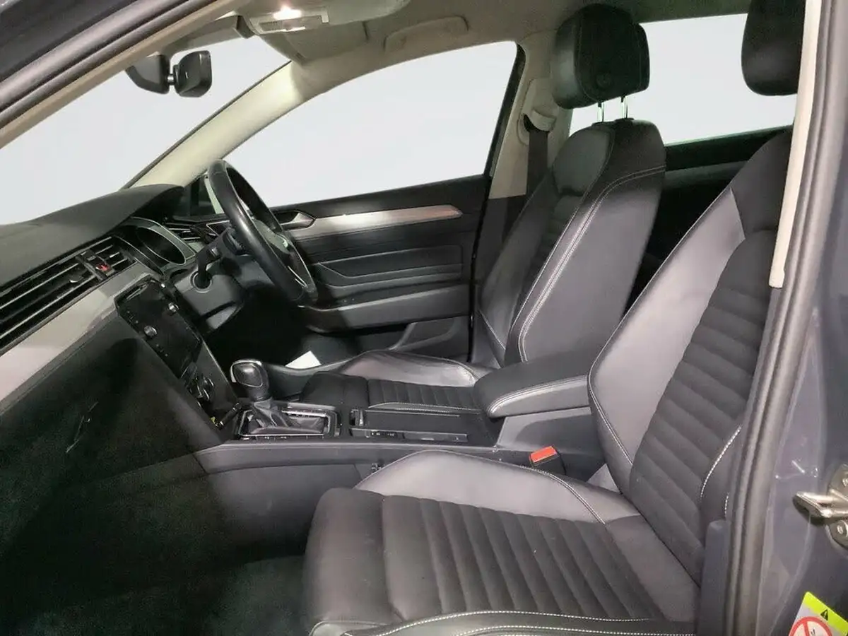 2020-volkswagen-passat-16tdi-sel-estate-5d-big-7