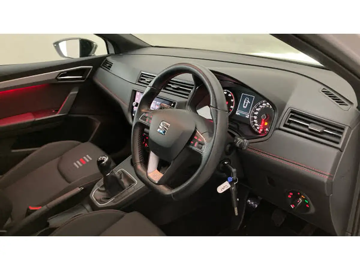 2019-seat-ibiza-10-mpi-fr-big-5