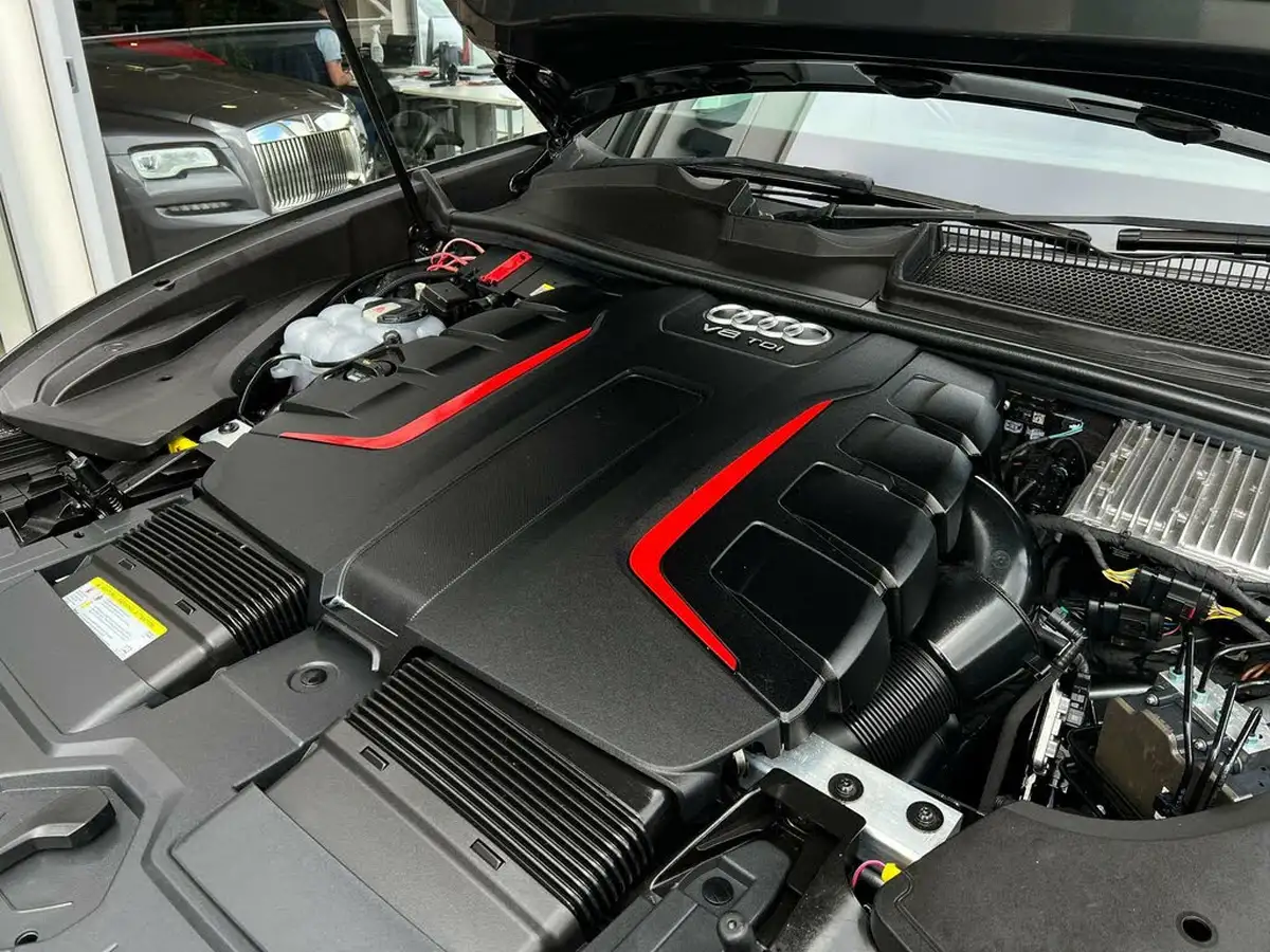 2020-audi-sq8-40tdi-big-71