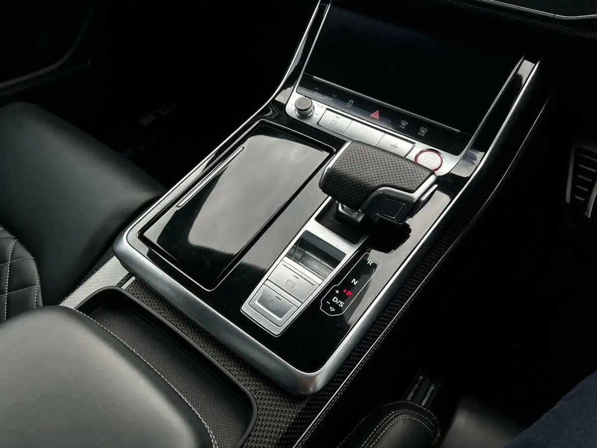 2020-audi-sq8-40tdi-big-47