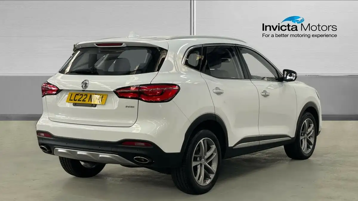2022-mg-hs-15t-gdi-excite-162ps-dct-big-2