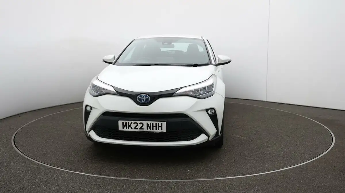 2022-toyota-c-hr-18-vvt-i-icon-big-40