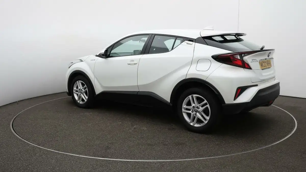 2022-toyota-c-hr-18-vvt-i-icon-big-64