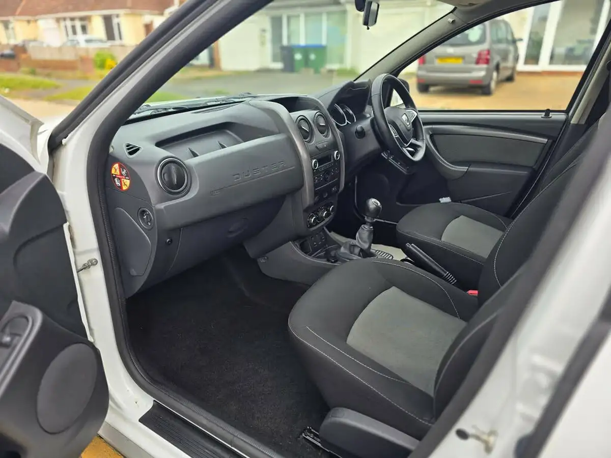 2018-dacia-duster-12-tce-laureate-big-9