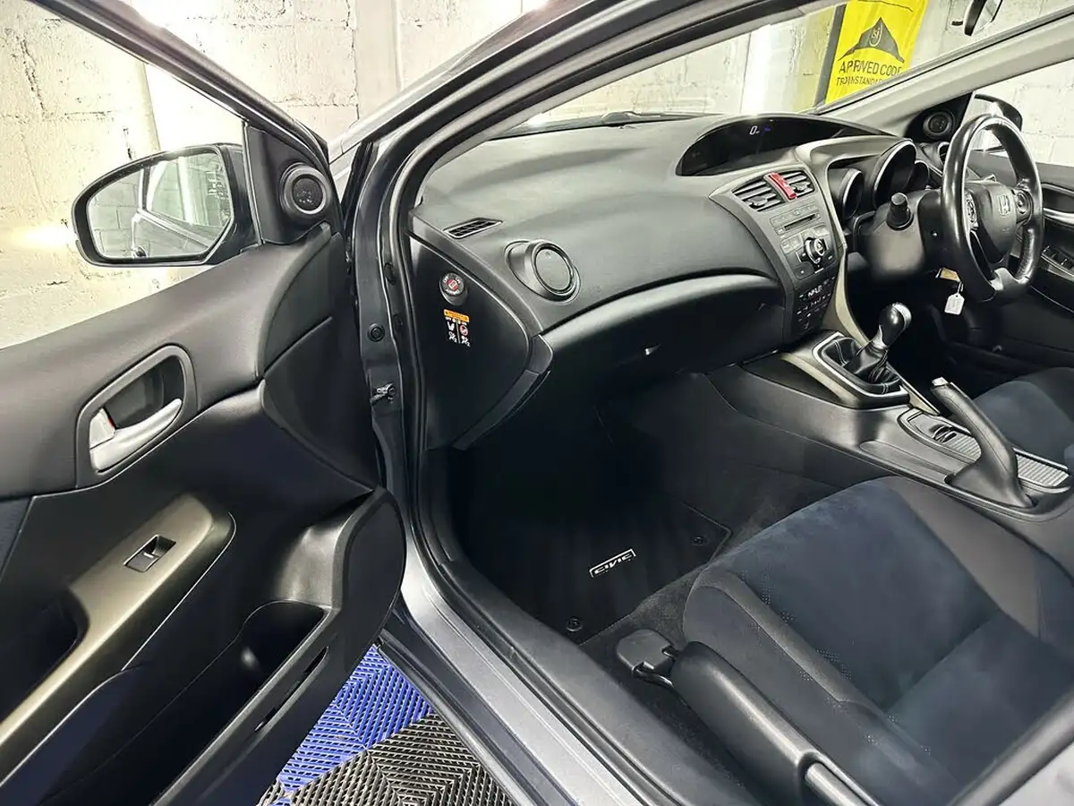 2012-honda-civic-22td-es-22i-dtec-2199cc-big-18